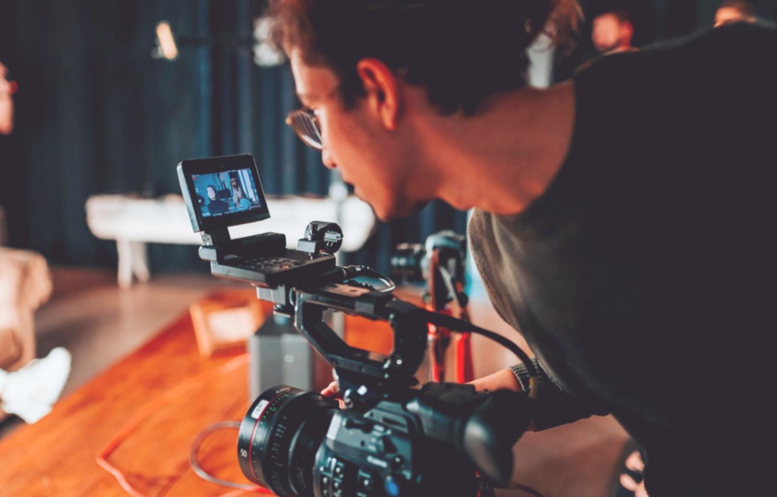 Équipement de post-production vidéo professionnel